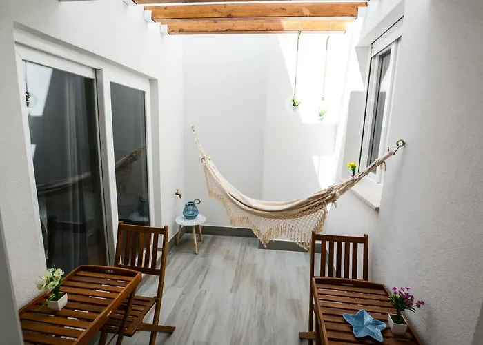 Daire Luxury Golden River - In The Heart Of Center And Wine Cellars *