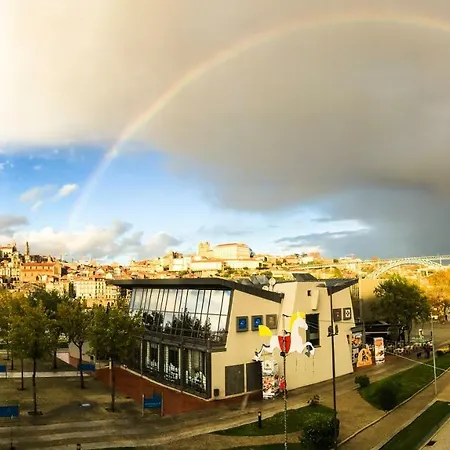 Luxury Golden River - In The Heart Of Center And Wine Cellars *